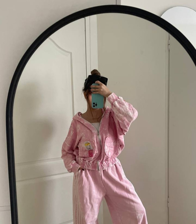 سویشرت کراپ صورتی